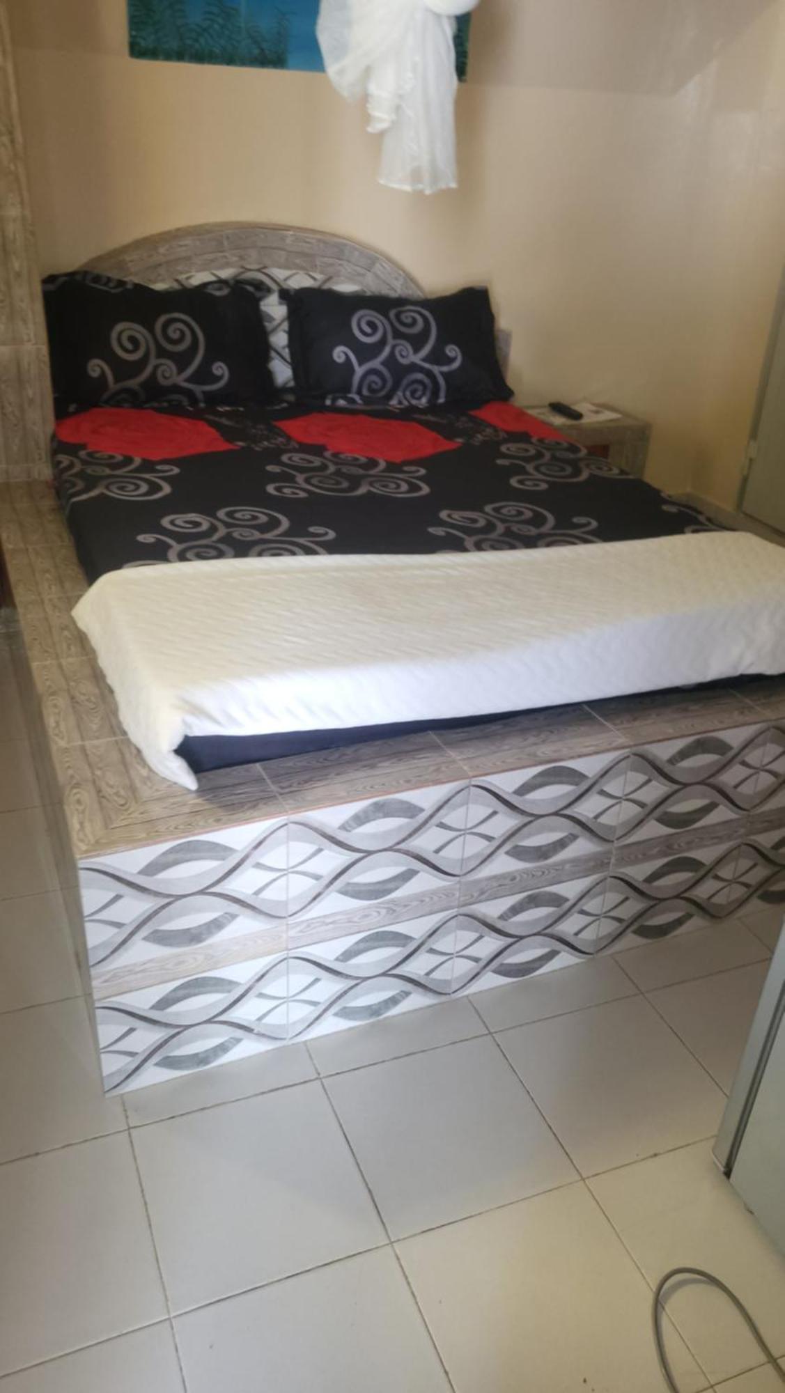 Chez Mimi Otel Toubab Dialaw Dış mekan fotoğraf